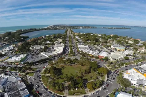2441 Novus Street Sarasota FL 34237