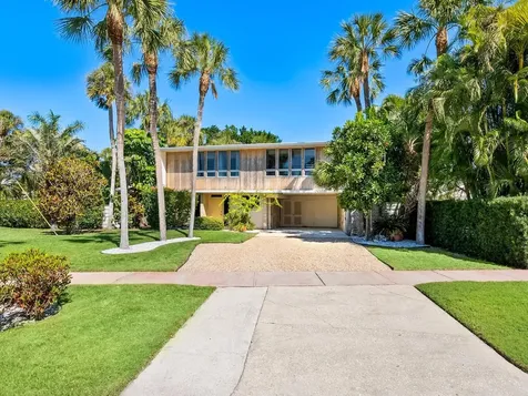 81 Fillmore Drive Sarasota FL 34236