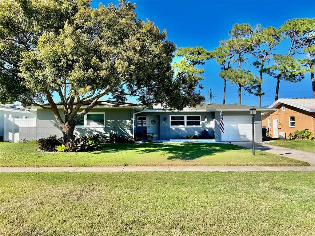 1624 Leisure Drive Clearwater FL 33756