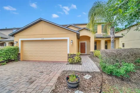 1019 Cypress Pointe Boulevard Davenport FL 33896