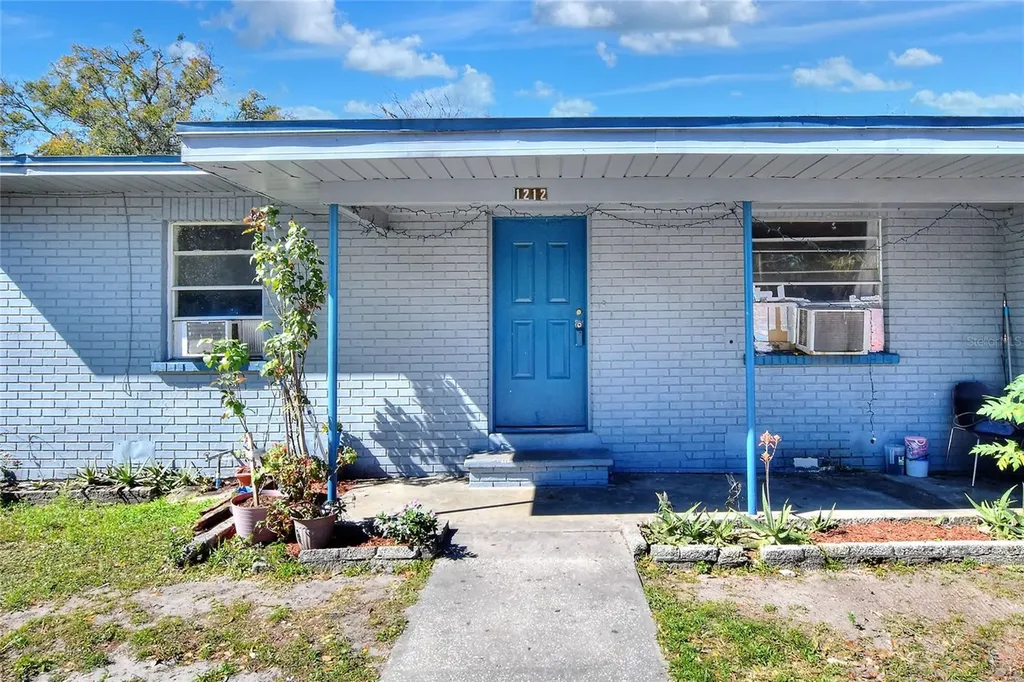 1212 El Camino Road Lakeland FL 33805