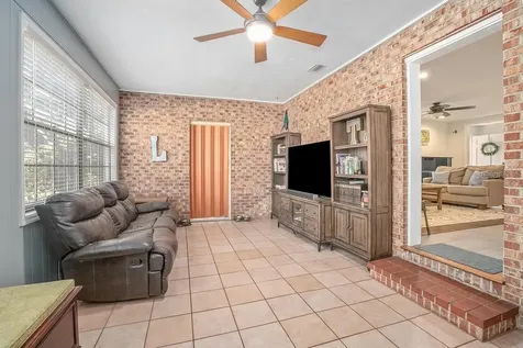 619 Lake Drive Deland FL 32724
