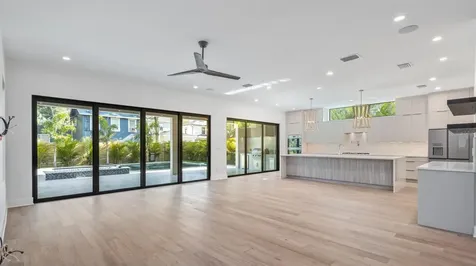 2608 N Ridgewood Avenue Tampa FL 33602