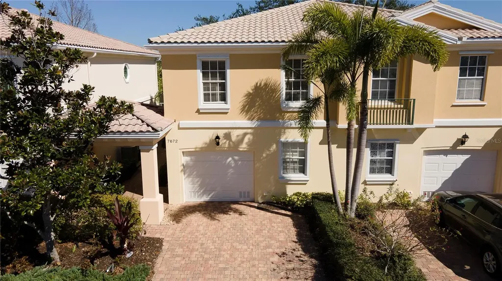 7672 Bergamo Avenue Sarasota FL 34238