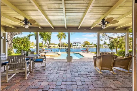 1197 45th Avenue NE St Petersburg FL 33703