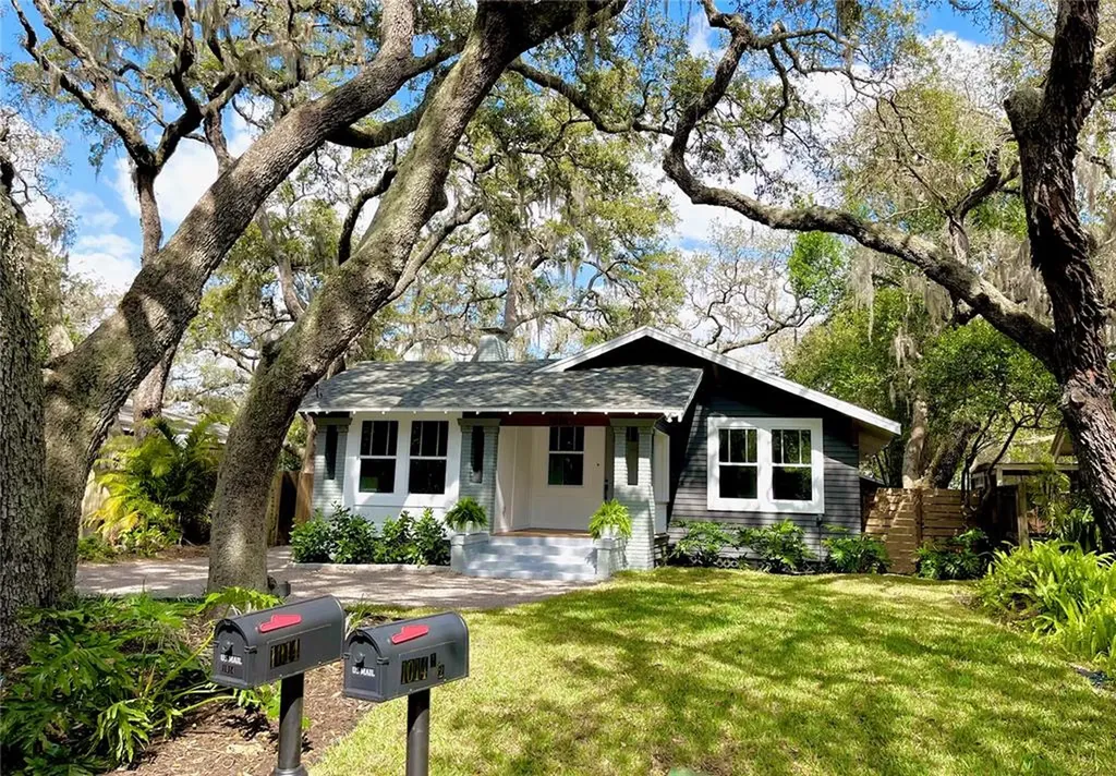 1014 E Powhatan Avenue Tampa FL 33604