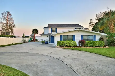 1490 1/2 N Lake Shipp Drive SW Winter Haven FL 33880
