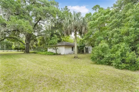 11025 SE 132nd Place Ocklawaha FL 32179