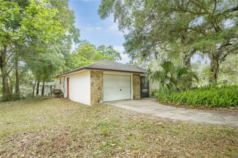 11025 SE 132nd Place Ocklawaha FL 32179
