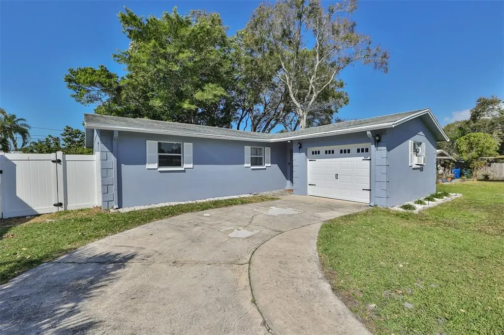2088 Nellie Street Largo FL 33774
