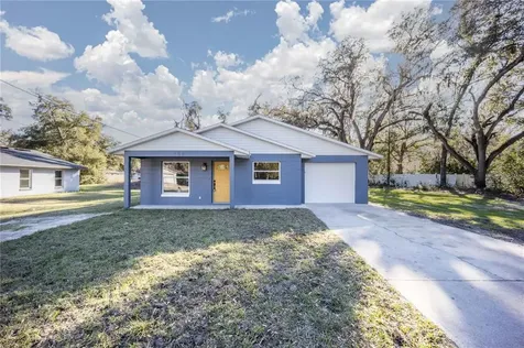 702 Kilgore Street Wildwood FL 34785