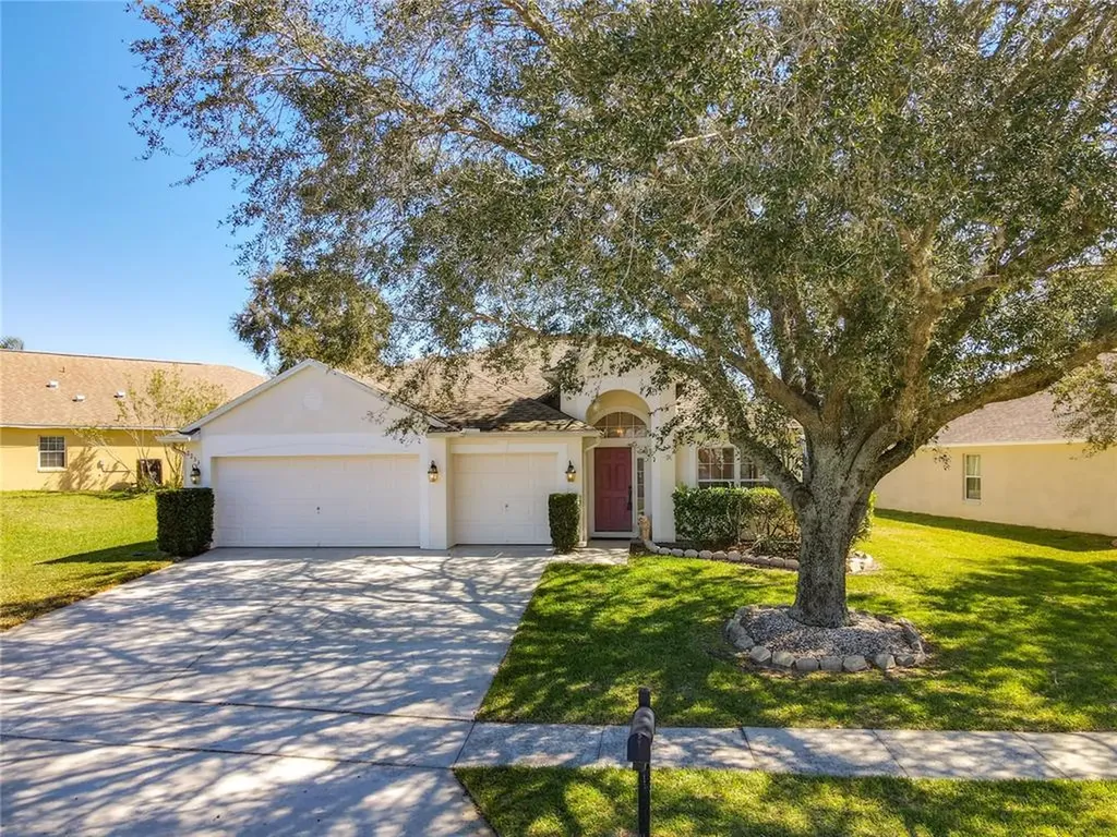 2233 Pelinion Street Apopka FL 32712