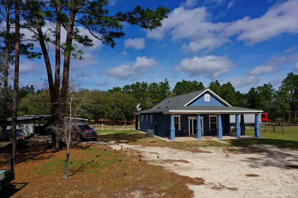 7850 SE State Road 121 Morriston FL 32668