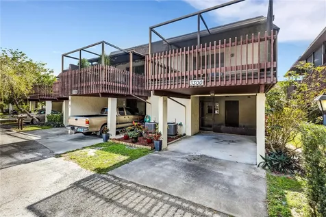 3300 Ramblewood Court Sarasota FL 34237