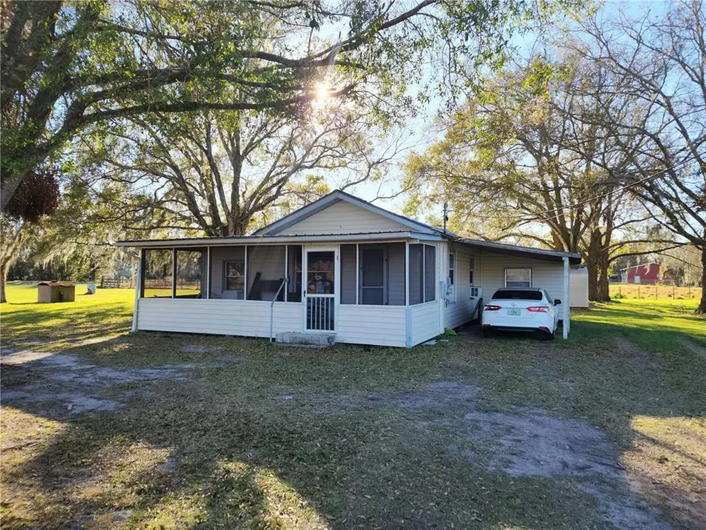 3119 S Wiggins Road Plant City FL 33566