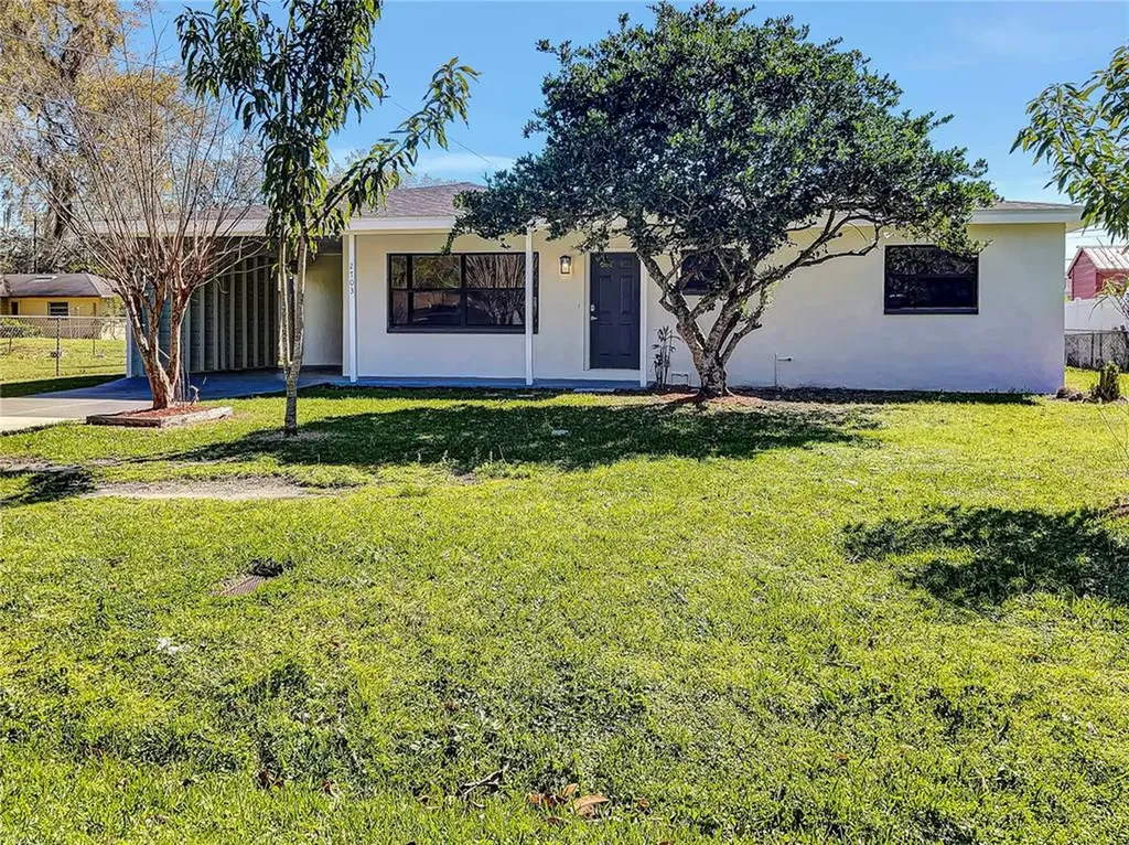 2703 Thelma Drive Lakeland FL 33801