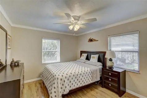 7608 The Plaza Bradenton FL 34209