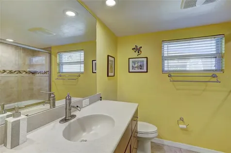 7608 The Plaza Bradenton FL 34209