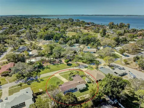 7608 The Plaza Bradenton FL 34209