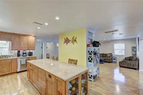 7608 The Plaza Bradenton FL 34209