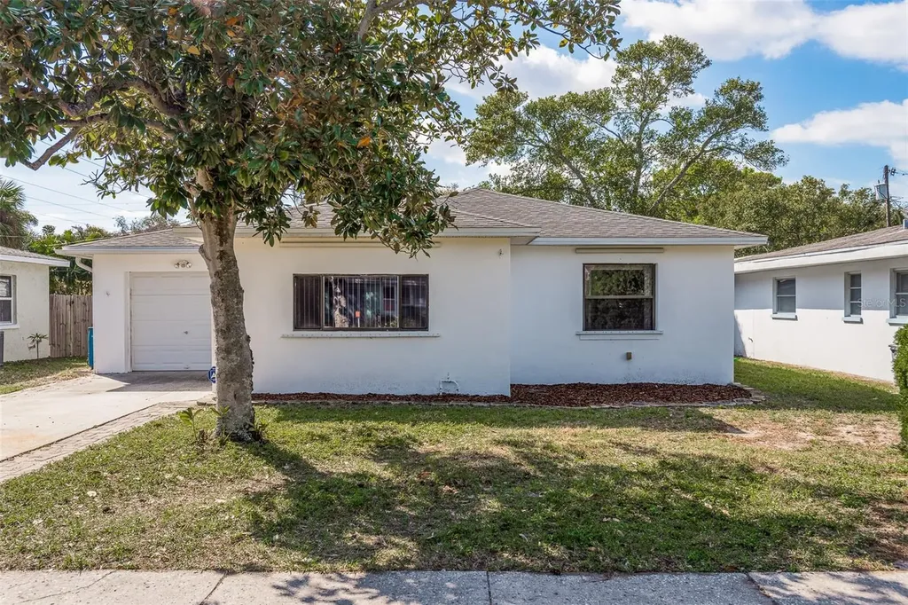541 Orangewood Drive Dunedin FL 34698