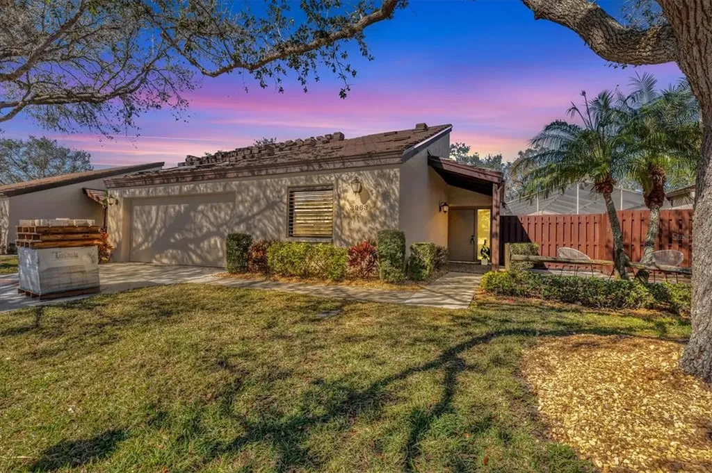 3963 Glen Oaks Manor Drive Sarasota FL 34232