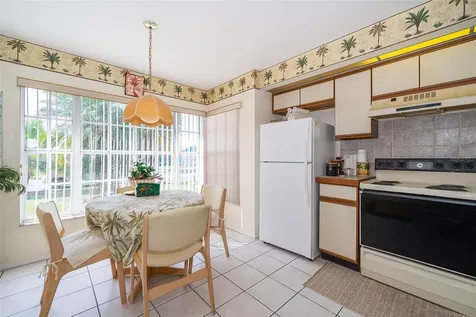 158 Hidden Springs Circle Kissimmee FL 34743