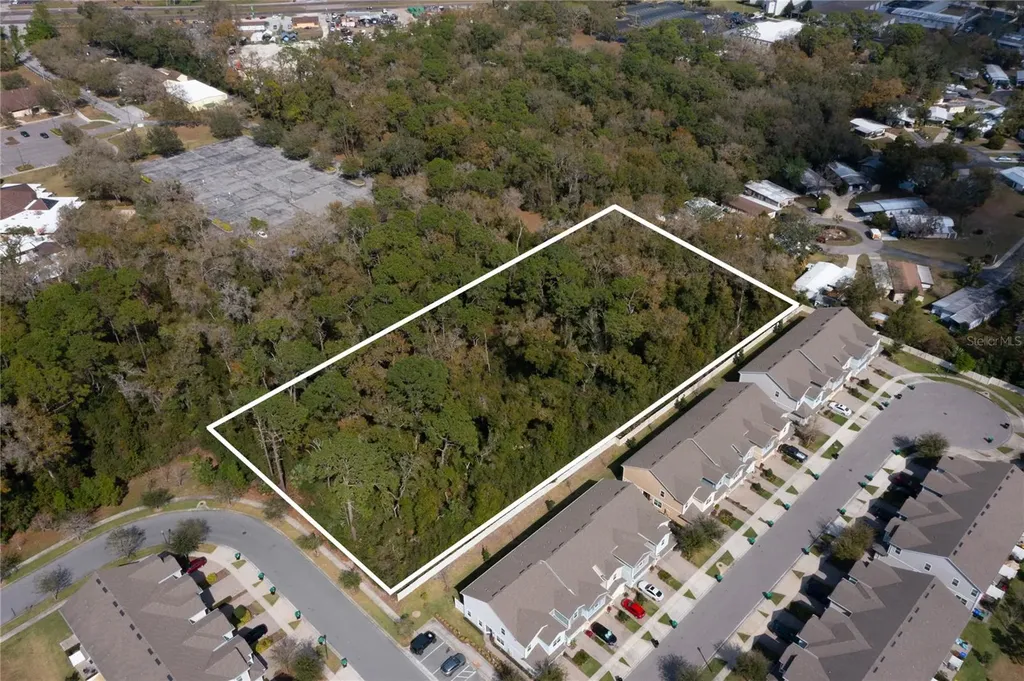 834 S Orange Blossom Trail Apopka FL 32703