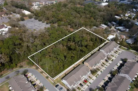 834 S Orange Blossom Trail Apopka FL 32703