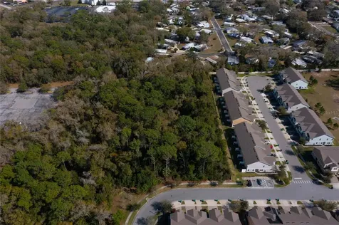 834 S Orange Blossom Trail Apopka FL 32703