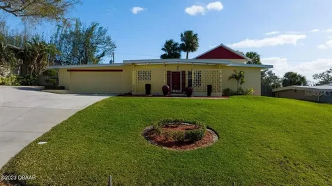 7 Fountainebleau Circle Daytona Beach FL 32118