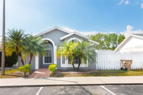 2451 Harbor Town Drive Kissimmee FL 34744