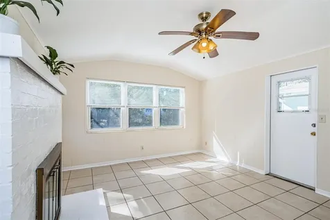 5914 15th Avenue S Gulfport FL 33707