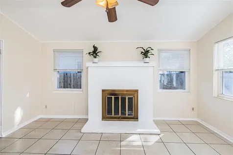 5914 15th Avenue S Gulfport FL 33707