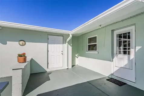 5914 15th Avenue S Gulfport FL 33707