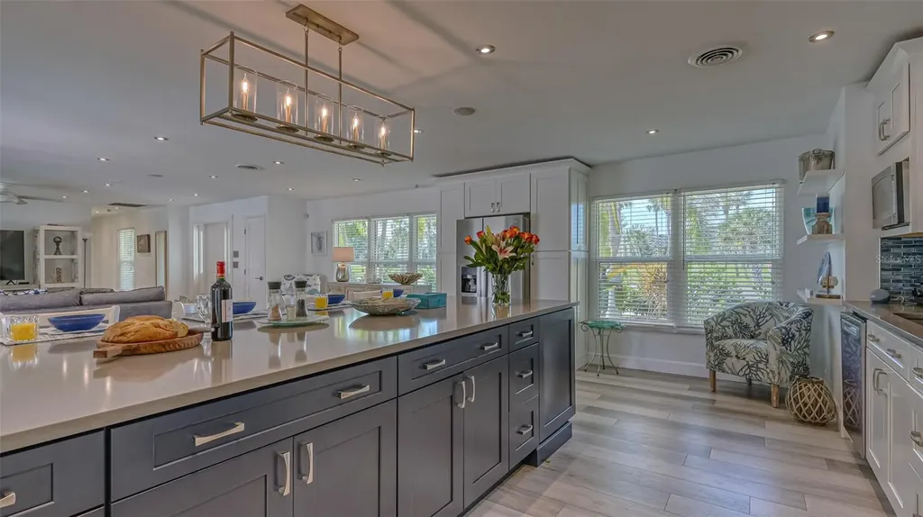 500 Schooner Lane Longboat Key FL 34228