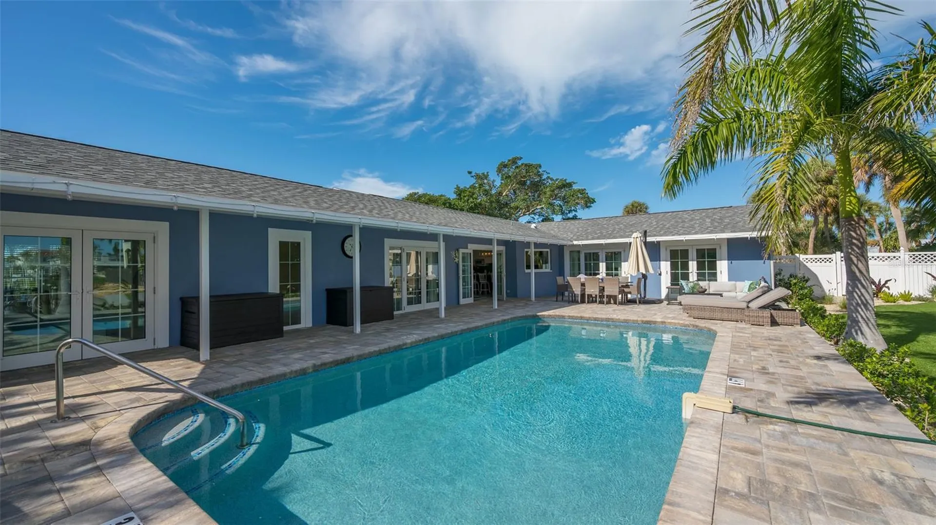 500 Schooner Lane Longboat Key FL 34228