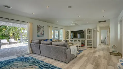 500 Schooner Lane Longboat Key FL 34228