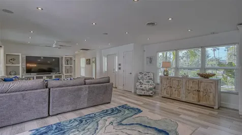 500 Schooner Lane Longboat Key FL 34228