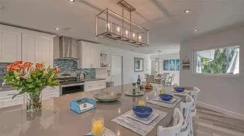 500 Schooner Lane Longboat Key FL 34228