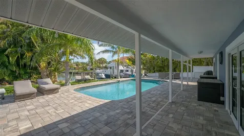 500 Schooner Lane Longboat Key FL 34228
