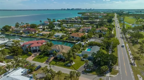 500 Schooner Lane Longboat Key FL 34228