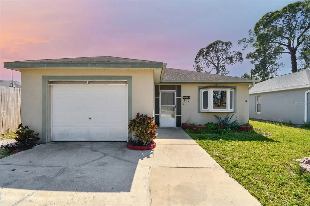916 Wilmerling Avenue Sarasota FL 34243
