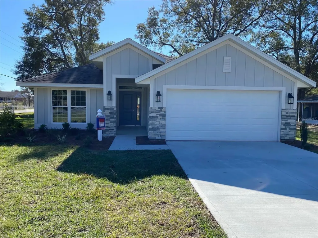 25007 SW 24th Place Newberry FL 32669