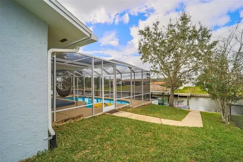 10 Claridge Court S Palm Coast FL 32137