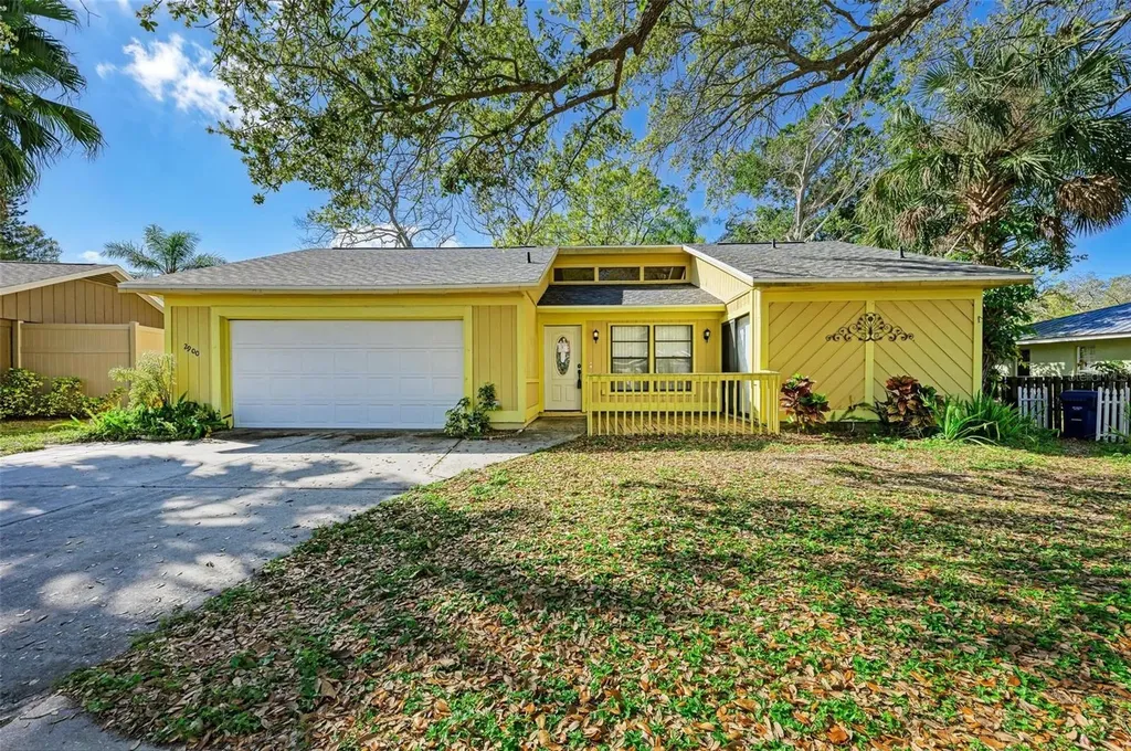 2900 Woodpine Court Sarasota FL 34231