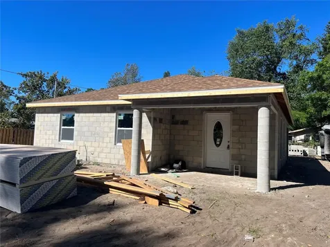718 17th Street Court E Bradenton FL 34208