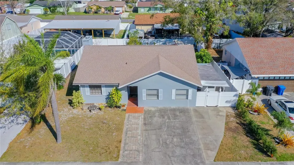 10922 Tailfeather Court Tampa FL 33625
