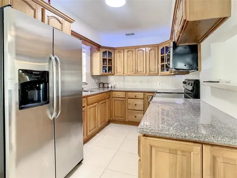 10922 Tailfeather Court Tampa FL 33625