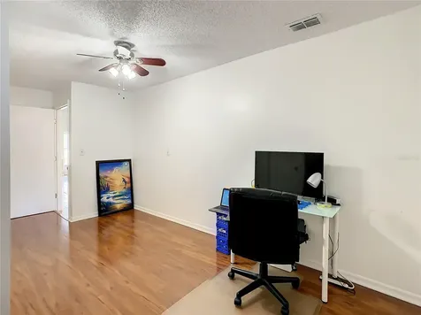 10922 Tailfeather Court Tampa FL 33625